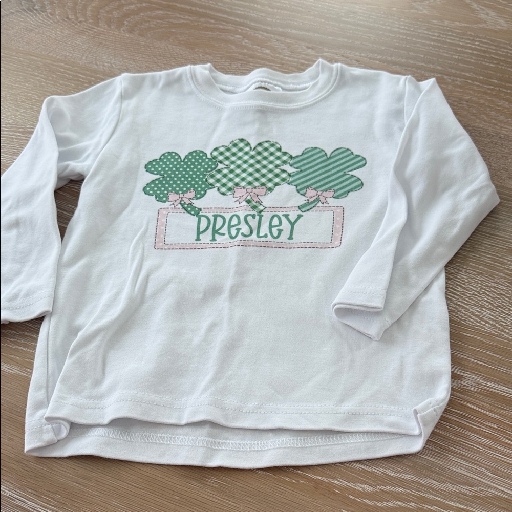 Presley Monogram size 3T used condition